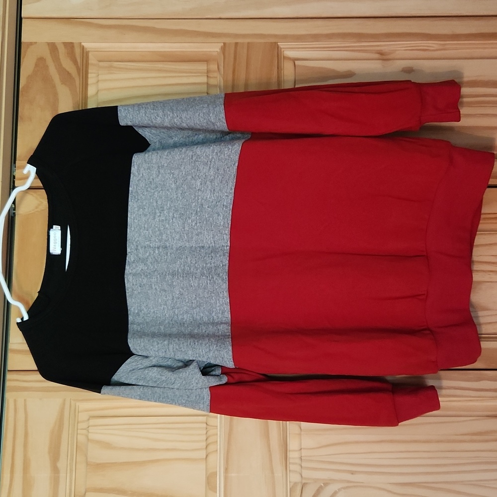 Tri colored sweatshirt
